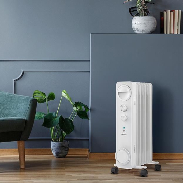 Масляный обогреватель Electrolux EOH/ M-6157 Белый 20 м&sup2;, 1500 Вт, 7 секций photo 4
