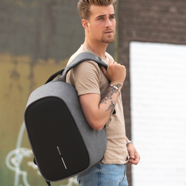 Рюкзак XD-Design Bobby Hero Regular 15.6" Черный
Серый  photo 13