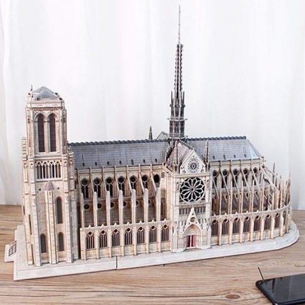 Puzzle 3D CubicFun Notre Dame de Paris (MC260h) Numărul de piese: 293, V&acirc;rsta recomandată: 6+ photo 4