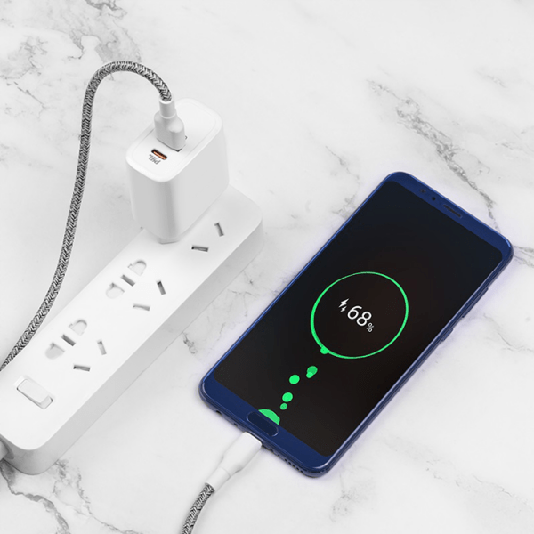 Сетевое зарядное устройство Rival USB QC3.0 + PD Type-C (18 Вт) Белый 3.1 А / Белый photo 5
