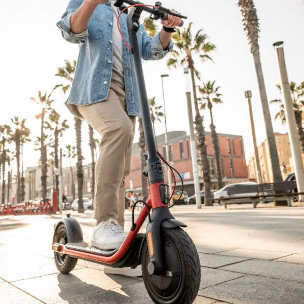 Trotinetă electrică Segway Ninebot KickScooter D38E Black 350 W | 25 km/ h | p&acirc;nă la 28 km photo 3