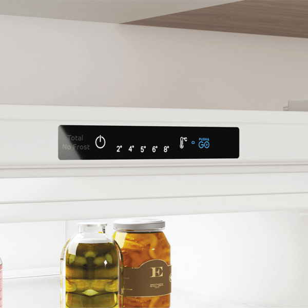 Frigider Indesit INFC8 TI21W 0 White 231l/ No Frost, 104l/ No Frost, A+ photo 6