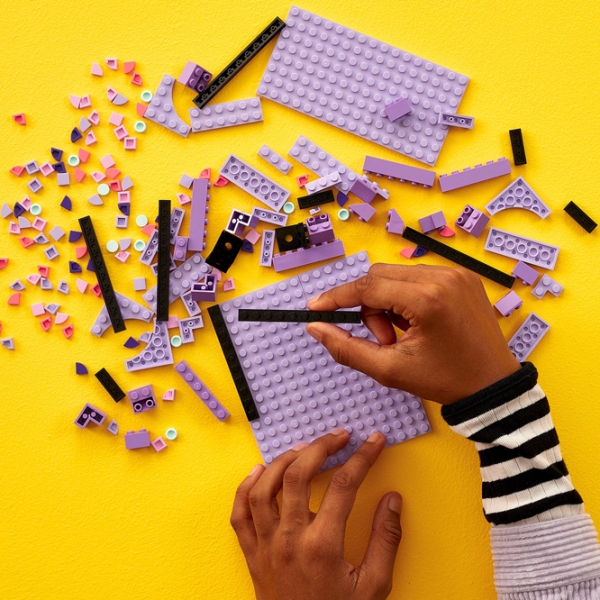 Set de creație LEGO Setul de instrumente al designerului Multicolor Numărul de piese 1096, 8+ photo 5