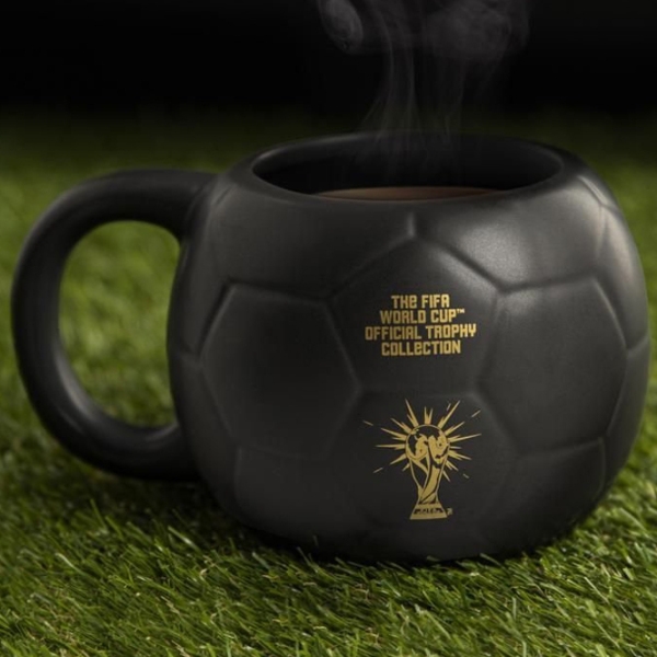 Cană Paladone FIFA World Cup Trophy Black 400 ml photo 5