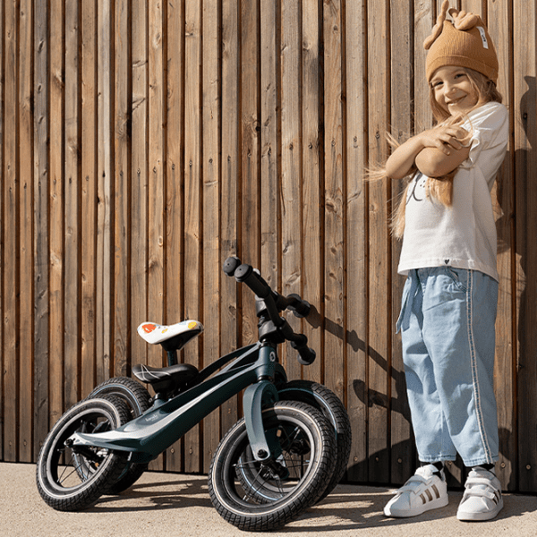Bicicletă fără pedale Lionelo Bart Air Sporty 12" 12" Blue Navy Aliaj de magneziu / Pentru copii photo 8