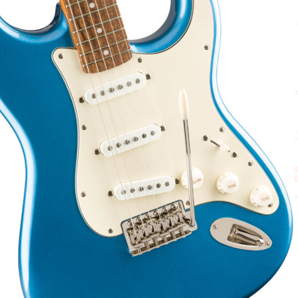 Chitară electrică Fender Classic Vibe '60s Stratocaster
Lake Placid Blue Stratocaster, 4/ 4 photo 3