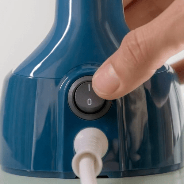 Vaporizator de călcat vertical Tefal DT7130E1 Blue 1400 W, 25 g/min, 0.15 l photo 5