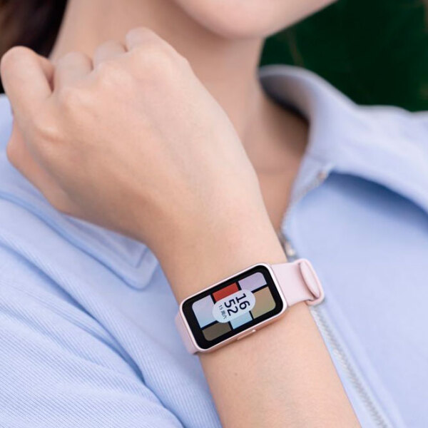 Фитнес-браслет Huawei Band 8 Розовый 1.47", 194 x 368, AMOLED photo 9