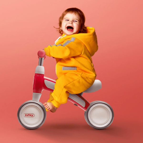 Tricicletă fără pedale Qplay Cutey 12" Red White Metal / Pentru copii photo 6