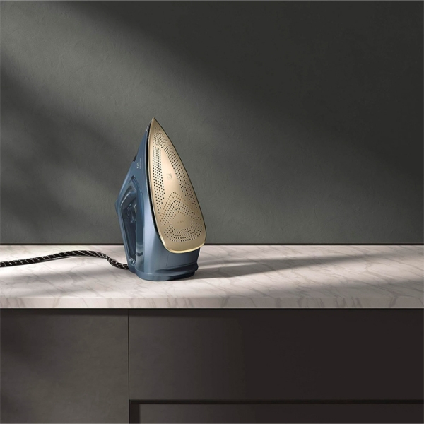 Fier de călcat Electrolux E8SI1-6DBM Gray 2700 W, 45 g/ min, 0.37 l, Aluminiu photo 2