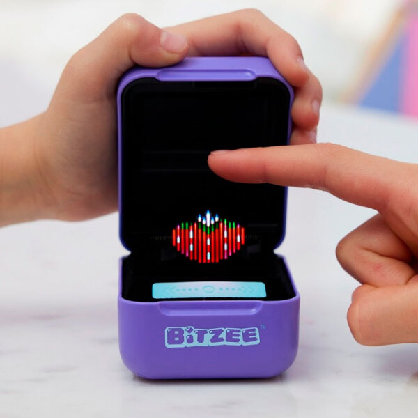 Цифровой питомец Spinmaster Bitzee Interactive Digital Pet 6067790 Фиолетовый Для детей, 5+ photo 6