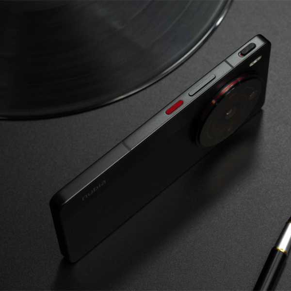 ZTE nubia Z50s Pro 256 ГБ Черный 6.78" | 50 Мп | 12 ГБ | Dual SIM photo 4