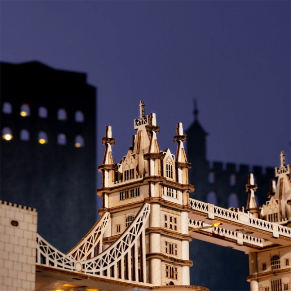 Puzzle 3D RoLife Tower Bridge (TG412) Numărul de piese: 113, V&acirc;rsta recomandată: 6+ photo 3