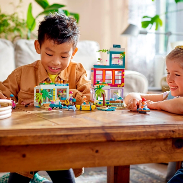 Constructor LEGO Vacation Beach House Multicolor Numărul de piese 686, 7+ photo 11