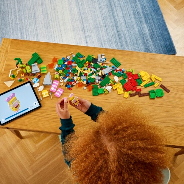 Constructor LEGO Creativity Toolbox Maker Set Multicolor Numărul de piese 588, 6+ photo 10