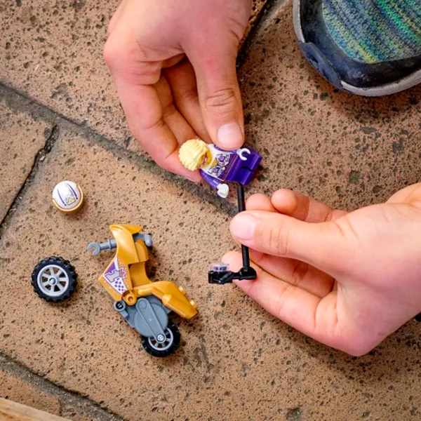 Конструктор LEGO Selfie Stunt Bike Разноцветный Количество деталей 14, 5+ photo 7
