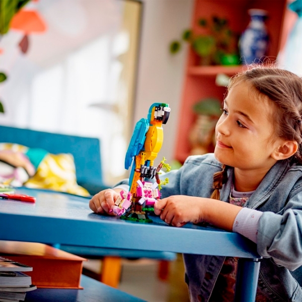 Constructor LEGO Exotic Parrot Multicolor Numărul de piese 253, 7+ photo 8