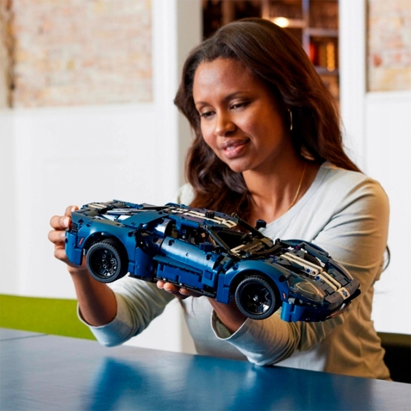 Конструктор LEGO 2022 Ford GT Синий Количество деталей 1468, 18+ photo 13