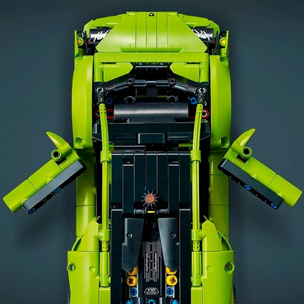 Конструктор LEGO Lamborghini Huracán Tecnica Зеленый Количество деталей 806, 9+ photo 6