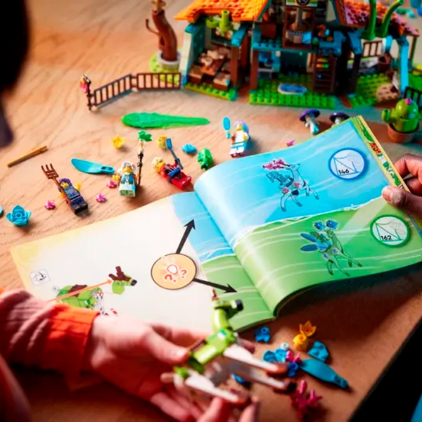 Constructor LEGO Stable of Dream Creatures Multicolor Numărul de piese 681, 8+ photo 8