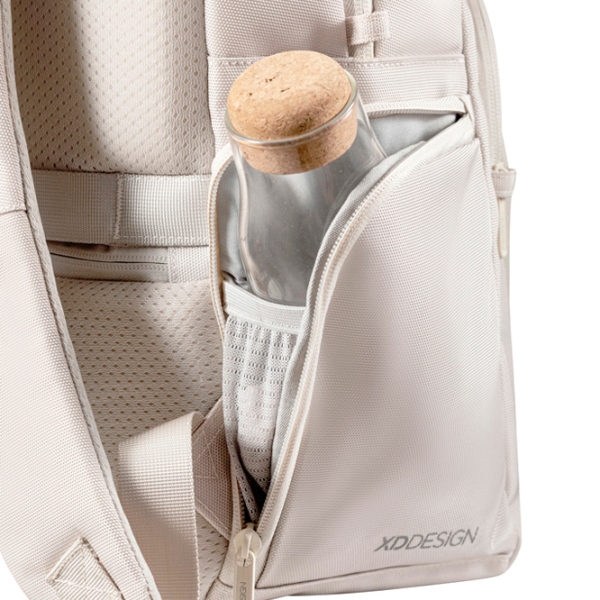 Рюкзак для ноутбука XD-Design Bobby Daypack anti-theft 15.6" Светлый
Серый  photo 5