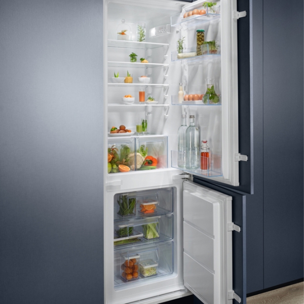 Frigider încorporabil Electrolux LNS5LE18S White 198l / Automat, 73l / Manual, E photo 5