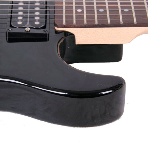 Chitară electrică Yamaha ERG 121 U BL
Black Stratocaster, 4/ 4 photo 4