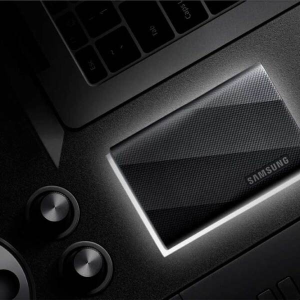 Unități de stocare externe SSD Samsung T9 1 TB Black  photo 5