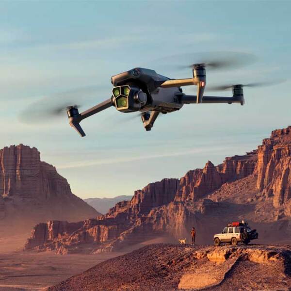 Dronă DJI Mavic 3 Pro Fly More Combo Gray 68.4 km/ h photo 9