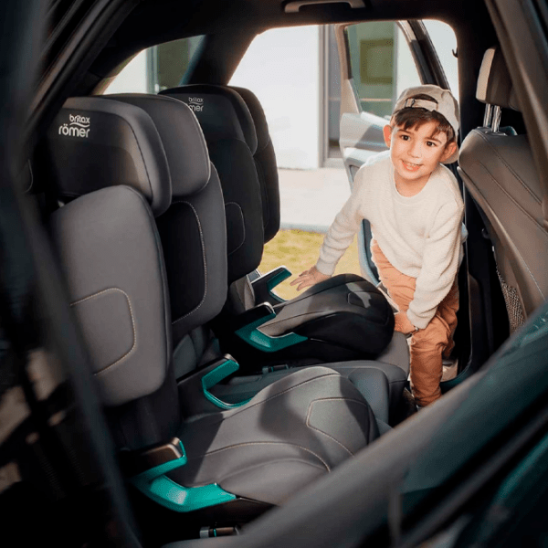 Scaun auto Britax-Römer Kidfix M i-Size 4000984912883 Blue 3 ani - 12 ani, 36 kg photo 6