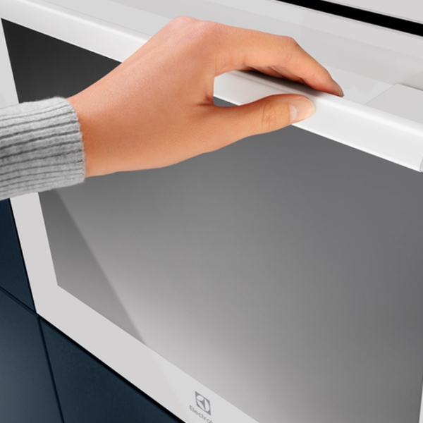 Cuptor încorporabil Electrolux EOE8P39WV White A+, 72 l photo 6