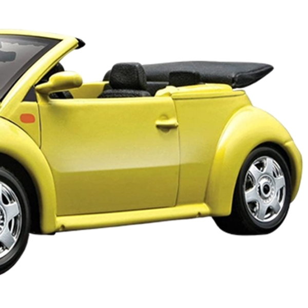 Машинка Bburago Volkswagen New Beetle Cabrio 18-25064
Черный
Желтый  photo 4