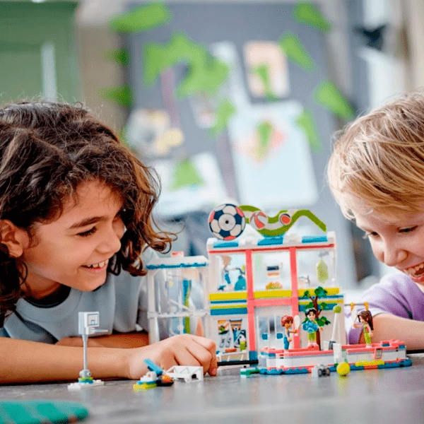 Конструктор LEGO Sports Center Разноцветный Количество деталей 832, 8+ photo 10