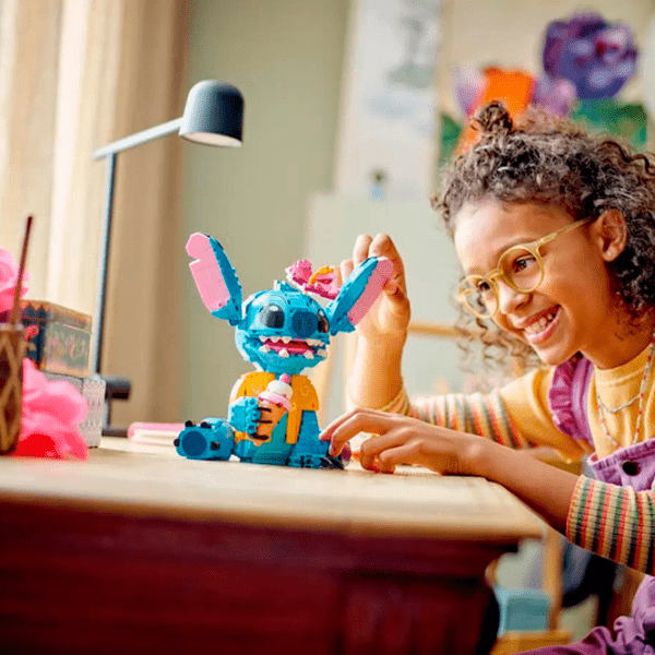 Конструктор LEGO Stitch Разноцветный Количество деталей 730, 9+ photo 9