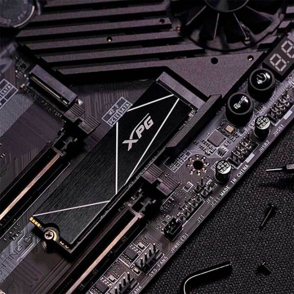 SSD ADATA XPG GAMMIX S70 M.2 NVMe 2 ТБ Скорость чтения: 7400 MБ/ с,
Скорость записи: 6800 МБ/ с photo 6