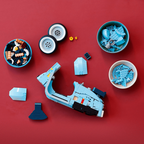 Конструктор LEGO Vespa Piaggio Разноцветный Количество деталей 1106, 18+ photo 12