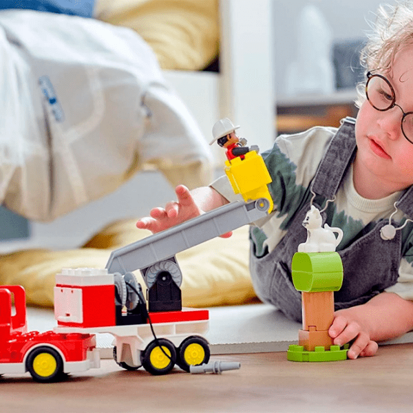 Constructor LEGO Fire Truck Multicolor Numărul de piese 21, 2+ photo 12