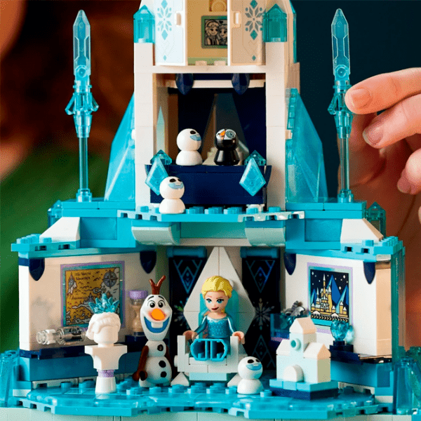 Конструктор LEGO The Ice Castle Разноцветный Количество деталей 1709, 14+ photo 9