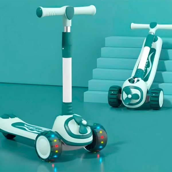 Детский трёхколёсный самокат 4Play Helicopter (00-00754448) Зелёный 2 года, 50 кг, Полиуретановые photo 2