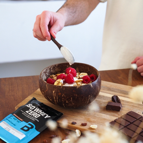 Proteină BioTechUSA Iso Whey Zero 25 g Brownie cu fructe de pădure | praf photo 4