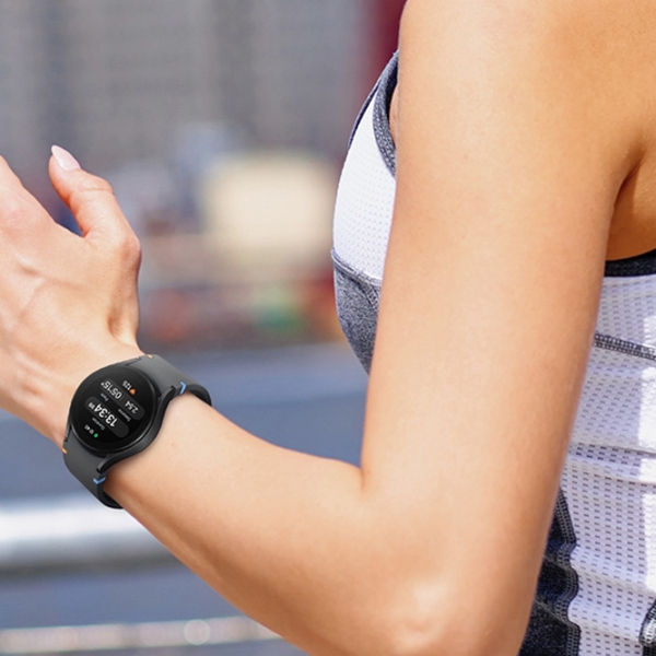 Умные часы Samsung Galaxy Watch FE Black 1.2" | 40 мм | Алюминий/ Силикон
| R861 photo 7