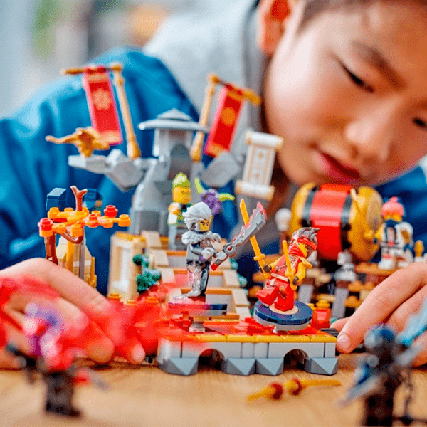 Конструктор LEGO Tournament Battle Arena Разноцветный Количество деталей 659, 7+ photo 8