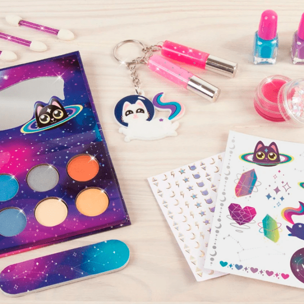 Set de creație Make It Real Bringing Creativity to Life Girl-on-the Go Makeup Set 2463M Pink Pentru fetițe, 8+ photo 2