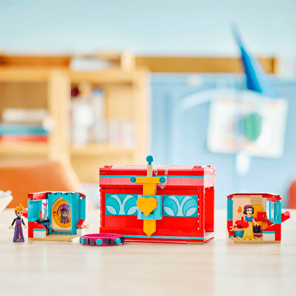 Constructor LEGO Snow White's Jewelry Box Multicolor Numărul de piese 358, 6+ photo 10