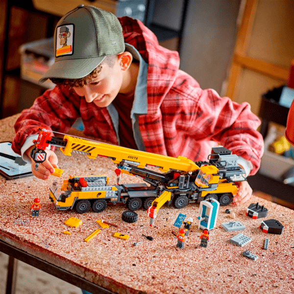 Конструктор LEGO Yellow Mobile Construction Crane Желтый Количество деталей 1116, 9+ photo 9