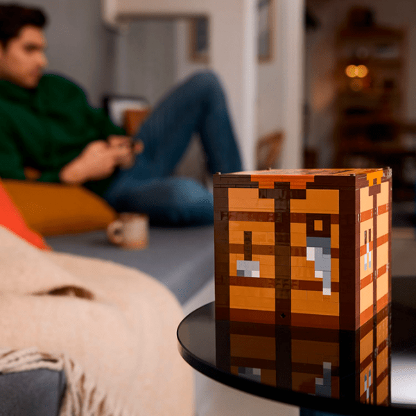 Constructor LEGO The Crafting Table Multicolor Numărul de piese 1195, 18+ photo 10