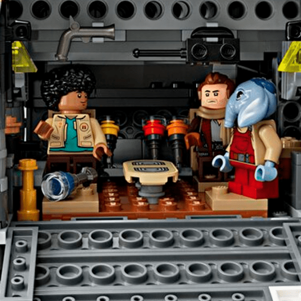 Конструктор LEGO The Onyx Cinder Черный Количество деталей 1325, 10+ photo 7
