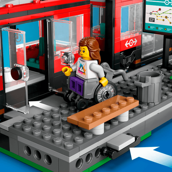 Constructor LEGO Downtown Streetcar And Station Multicolor Numărul de piese 811, 7+ photo 7