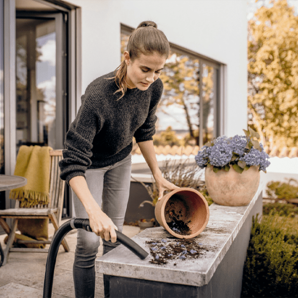 Aspirator cu spălare KARCHER WD3 1.628-122.01 + Filtru 2.863-314.0 Yellow 1000 W | Umedă | Sac | 15 l photo 9