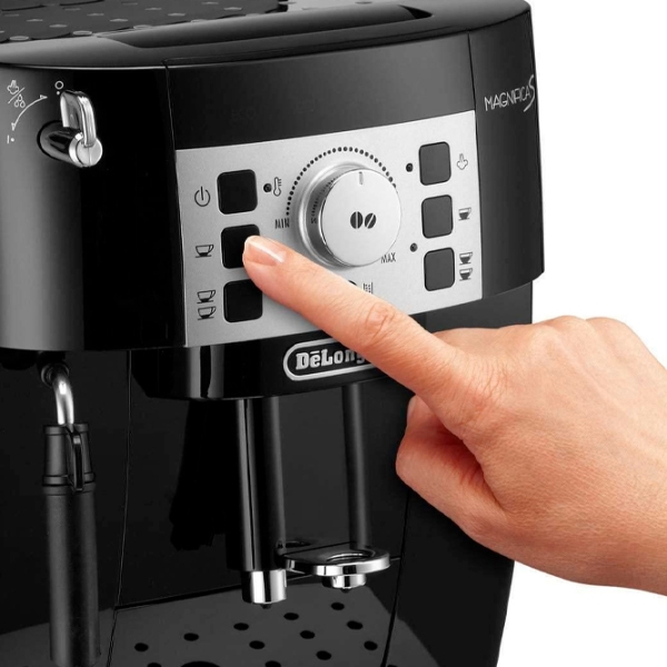 Aparat de cafea DeLonghi ECAM21.110B Black 1450 W, 1.8 l, Bloc termic photo 4